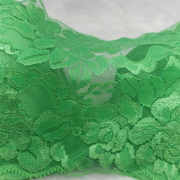 NWT Queen's Green lace Beautiful Bra Size 38B - Picture 5 of 9